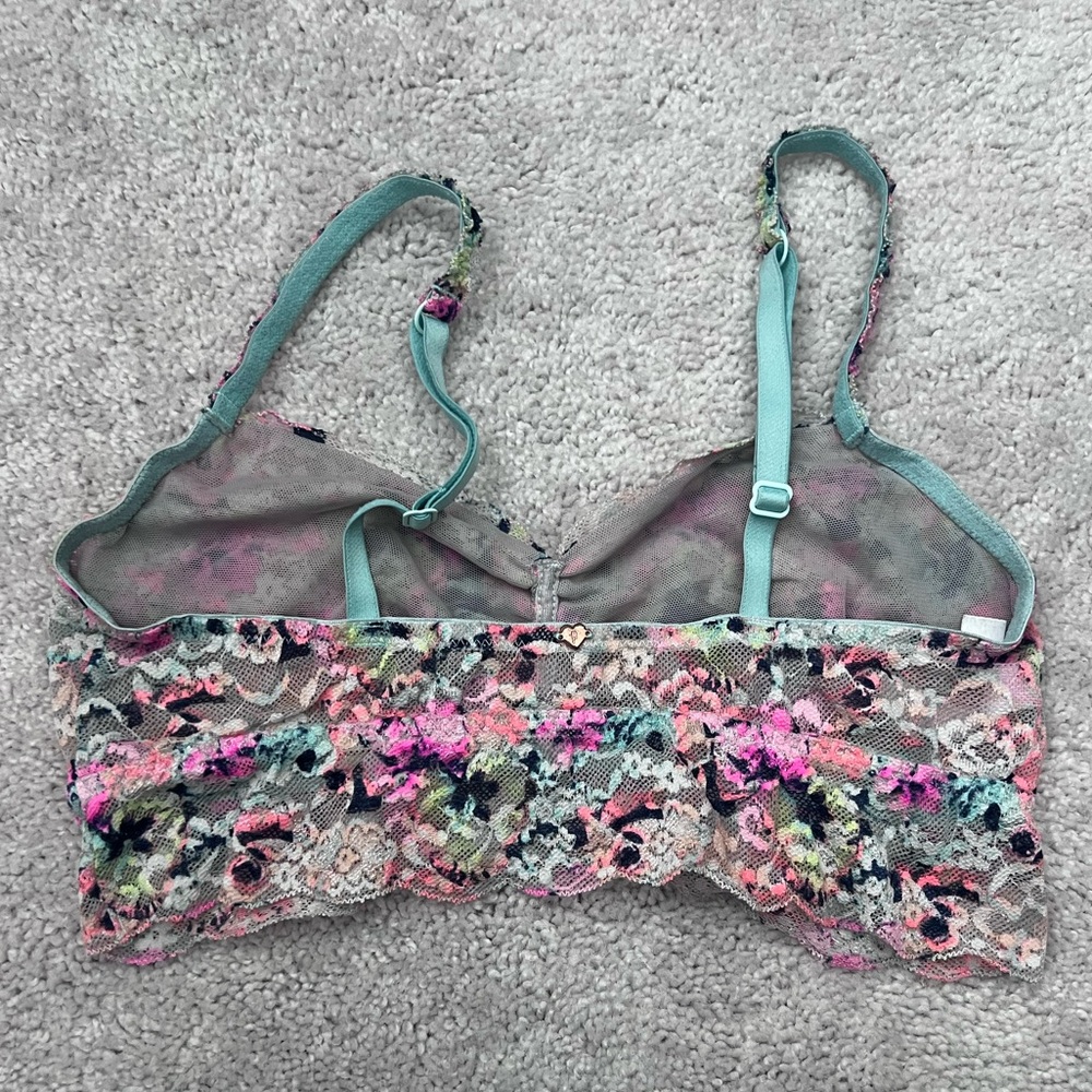 Victoria’s Secret PINK Bralette - Picture 2 of 4